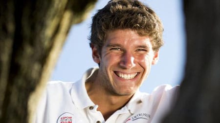 Créé en 1978, La Route du Rhum est une course transatlantique en solitaire, courue tous les quatre ans entre la France métropolitaine et la Guadeloupe fin octobre début novembre. Pour cette 10e édition, AQUASHELL a souhaité soutenir le skipper « Valentin LEMARCHAND » appartenant à la class 40. AQUASHELL souhaite bien sur un bon courage à tous les participants ! Rendez-vous en Guadeloupe dans quelques jours.